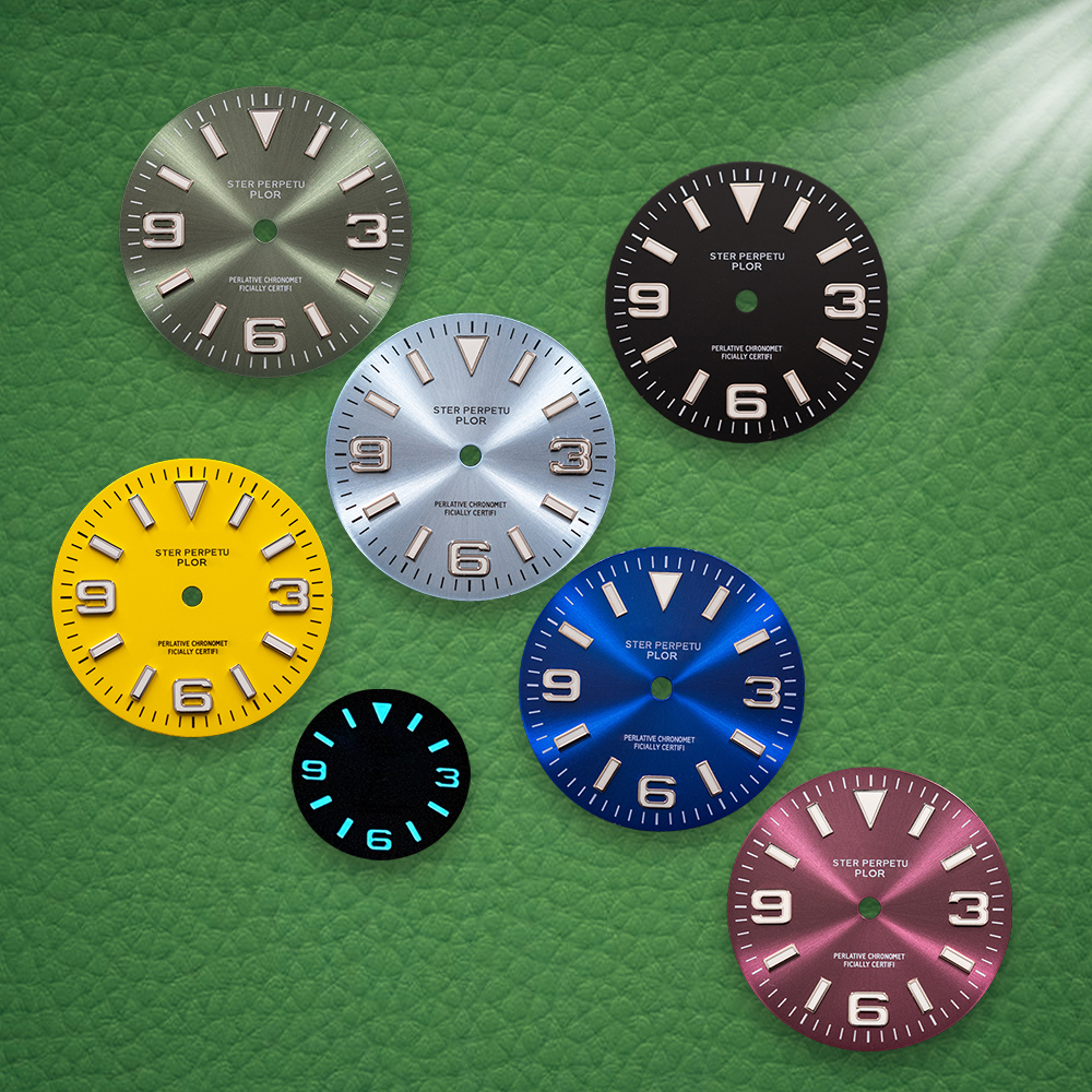 S Logo Dial 28.5mm E/xplorer N - Reel Case recensione e prezzo